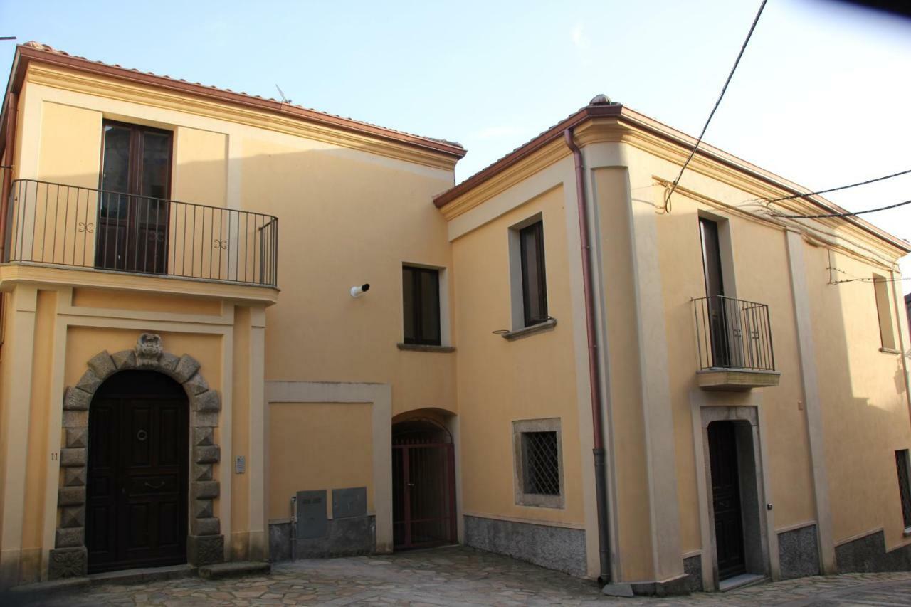 Le Vie Mediterranee Torre di Ruggiero Exteriör bild