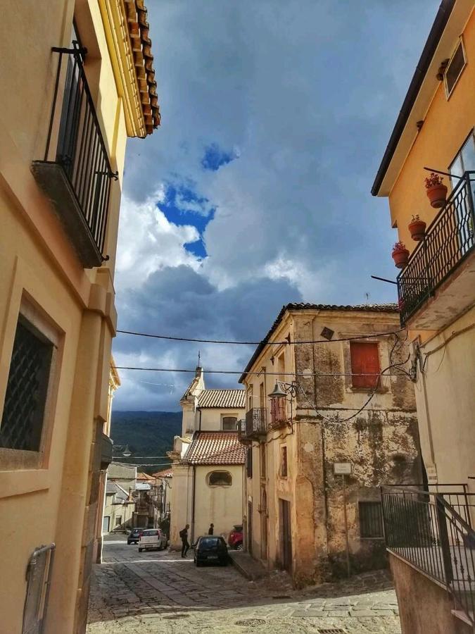 Le Vie Mediterranee Torre di Ruggiero Exteriör bild